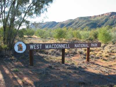 Alice Springs, West Macdonnel Ranges N.P. 