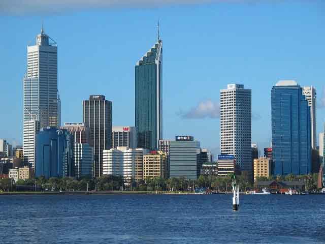 Perth, Skyline