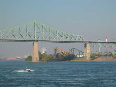 Montreal, eine der Brücken über den St. Lorenz Strom
